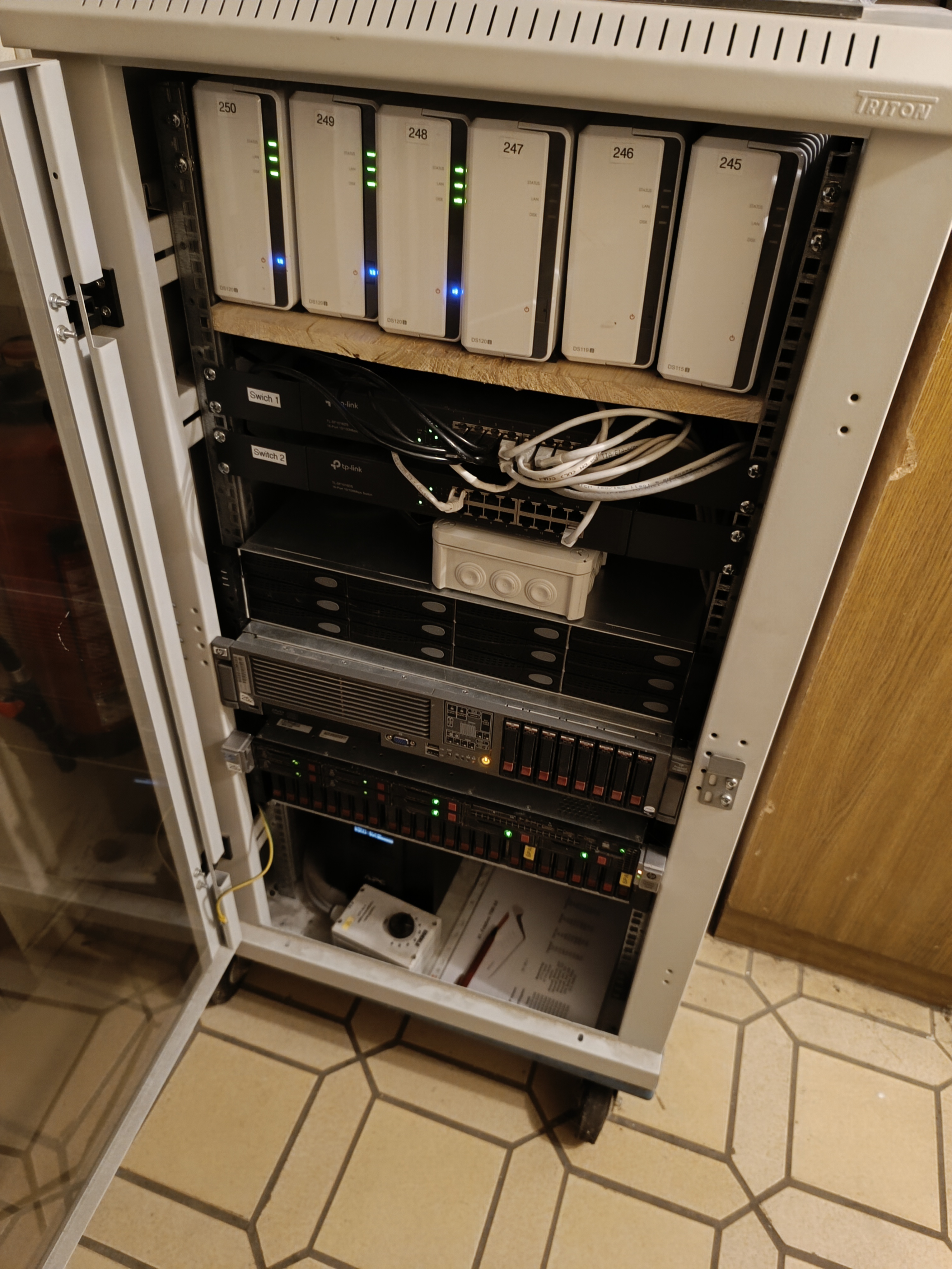 Server